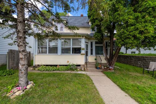 131 Delos St E, Saint Paul, MN, 55107-2206 | Card Image