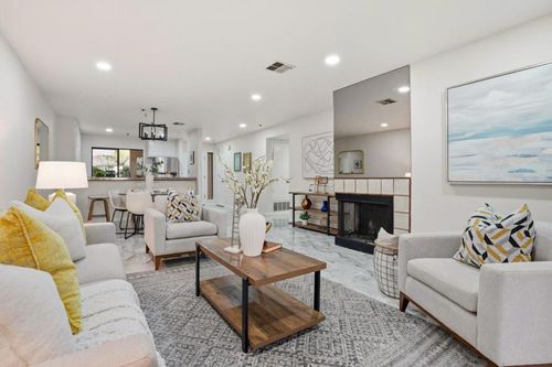 f107-153 California Avenue, Palo Alto, CA, 94306 | Card Image