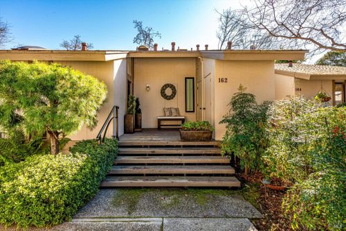 162 Bonnie Brook Dr, Napa, CA, 94558-1210 | Card Image