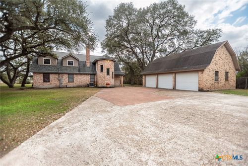 363 Kolle St, Inez, TX, 77968 | Card Image
