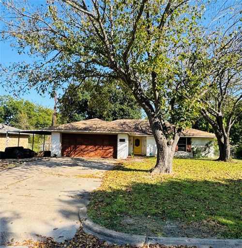 708 Meadow Ln, Mexia, TX, 76667-2059 | Card Image