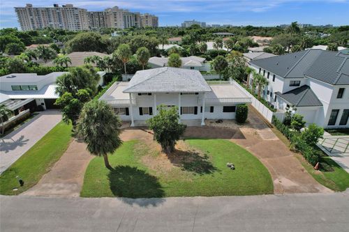 6 Tahoe Ln, Sea Ranch Lakes, FL, 33308-2328 | Card Image