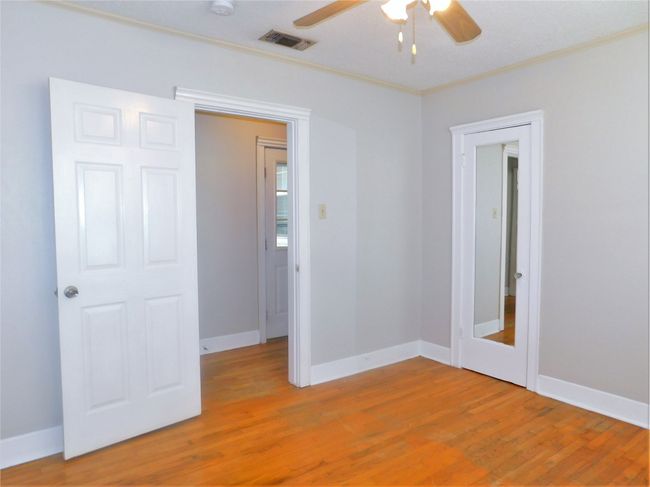 1609 N Locust St, Home with 2 bedrooms, 1 bathrooms and null parking in Denton TX | Image 14