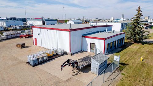 8602 111a Street, Grande Prairie, AB, T8V5L3 | Card Image