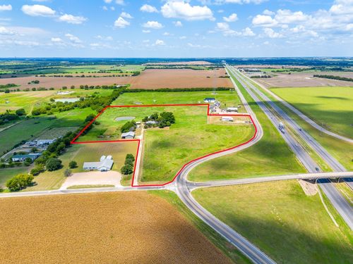 8309 County Road 106, Grandview, TX, 76050-3107 | Card Image
