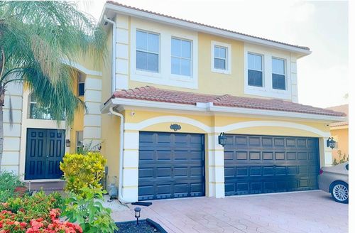 10563 Galleria St, Wellington, FL, 33414-3159 | Card Image