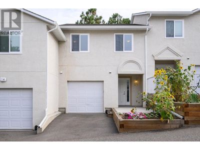 21 - 2050 Qu'appelle Blvd, Townhouse with 3 bedrooms, 2 bathrooms and null parking in Kamloops BC | Image 1