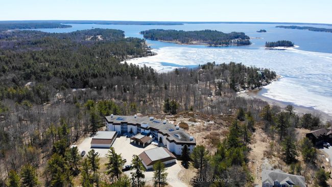 2C - 20 Ryder Dr, Condo with 2 bedrooms, 2 bathrooms and 1 parking in McDougall ON | Image 47