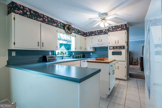 1602 Shamrock Trl Se, House other with 3 bedrooms, 2 bathrooms and null parking in Smyrna GA | Image 18
