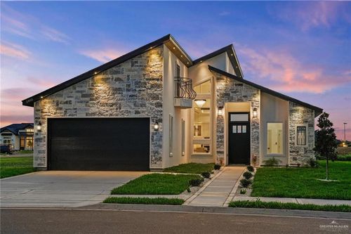 2405 Venice Dr, Edinburg, TX, 78542-8042 | Card Image