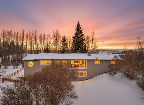 422041 Range Road 25, Wetaskiwin County No 10, AB, T0C0M0 | Card Image