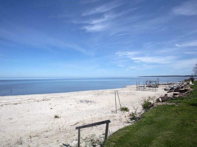 N9569 Bay Shore Lane, House other with 2 bedrooms, 1 bathrooms and null parking in RED RIVER WI | Image 5