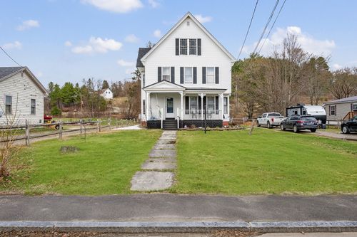 44 Main St, Stratford, NH, 03590-4004 | Card Image