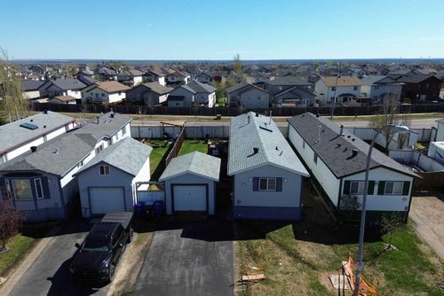 117 Mckinlay Cres, Fort Mcmurray, AB, T9K2M6 | Card Image