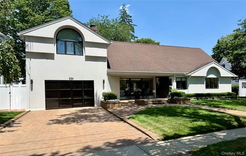 524 Woodmere Boulevard, Hempstead, NY, 11598 | Card Image
