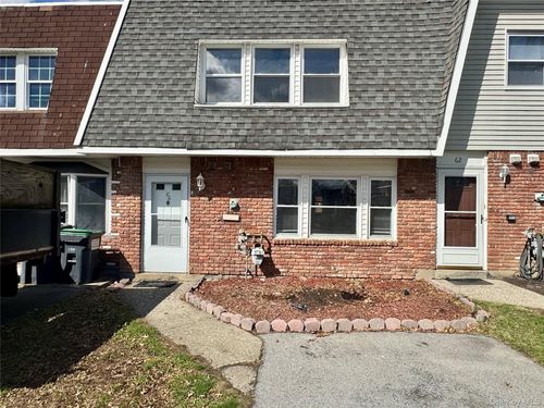 64 Patio Rd, Middletown, NY, 10941-1619 | Card Image