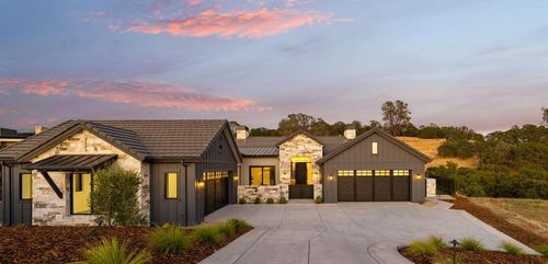 4901 Greyson Creek Drive, El Dorado Hills, CA, 95762 | Card Image