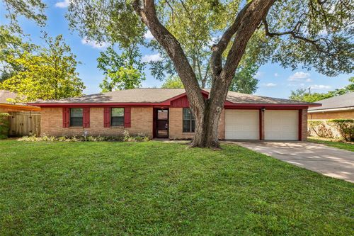 5839 Ettrick Dr, Houston, TX, 77035-4237 | Card Image