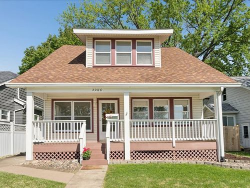 2206 6th Street, Moline, IL, 61265 | Card Image