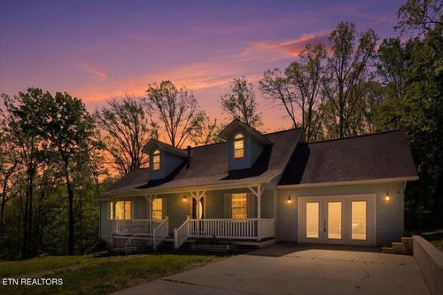 820 Sand Cut Rd, Oneida, TN, 37841-3820 | Card Image