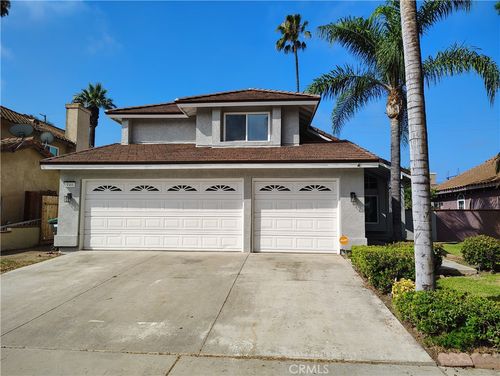946 Winston Cir, Corona, CA, 92881 | Card Image