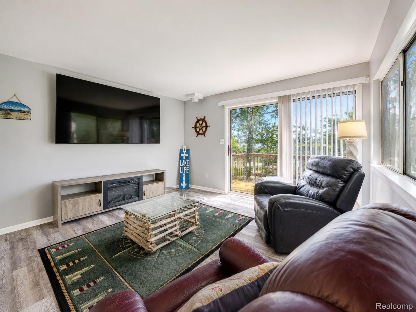 Residential Lease in Genoa Township 3