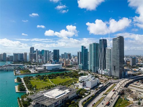3607-1040 Biscayne Blvd, Miami, FL, 33132-1732 | Card Image