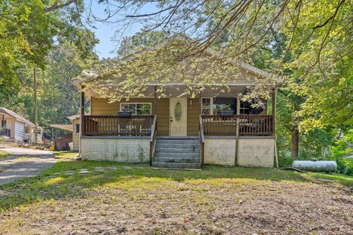 1220 Debbie Ln, Hixson, TN, 37343-2308 | Card Image