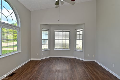1691 Roosevelt Dr, Greenfield, IN, 46140-3502 | Card Image