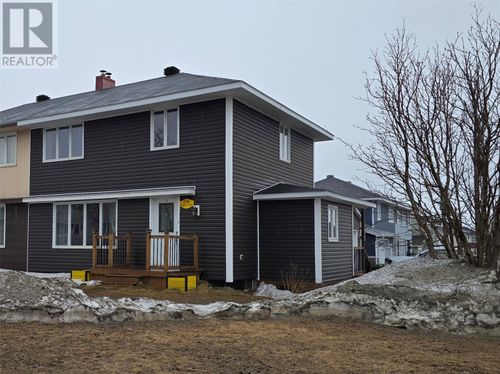 138 Cabot Cres, Labrador City, NL, A2V1J6 | Card Image