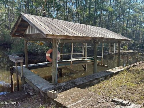 682 Boonie Ln, Vernon, FL, 32462-6354 | Card Image