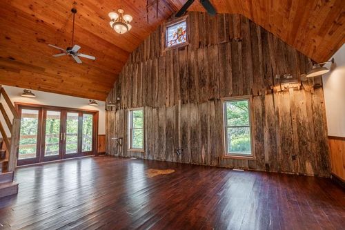 18933 S 2700 Rd, El Dorado Springs, MO, 64744-5114 | Card Image