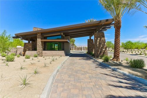 77 Syrah, Rancho Mirage, CA, 92270 | Card Image