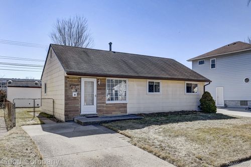 1169 W Marshall St, Ferndale, MI, 48220-1636 | Card Image