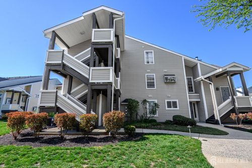 10-211 Broadmoor Ct, Union, NJ, 07083-8755 | Card Image