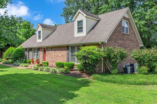 2507 Regency Park Dr, Murfreesboro, TN, 37129-1150 | Card Image