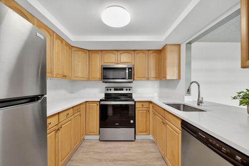 206-2513 S 17th St Street, Fort Pierce, FL, 34982 | Card Image