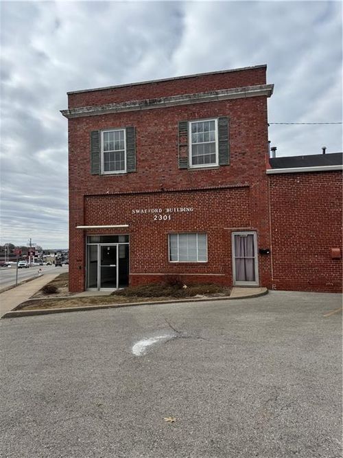 2301 Frederick Unit 1 Avenue, St Joseph, MO, 64506 | Card Image