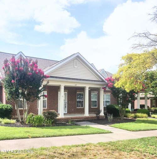 117 Hatleyberry St, Oak Ridge, TN, 37830-3026 | Card Image