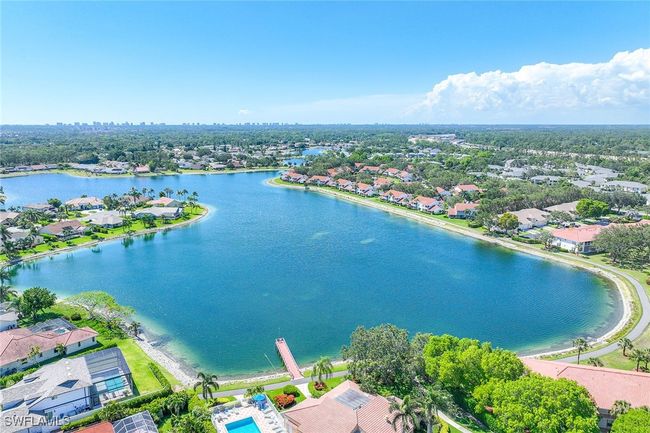 APT-103 - 605 Squire Cir, Condo with 2 bedrooms, 2 bathrooms and null parking in NAPLES FL | Image 27