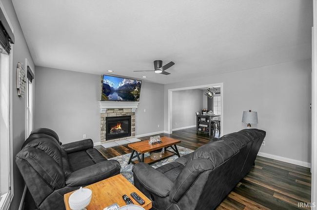 1622 Cobble Hills Dr, House other with 3 bedrooms, 3 bathrooms and null parking in Osceola IN | Image 6