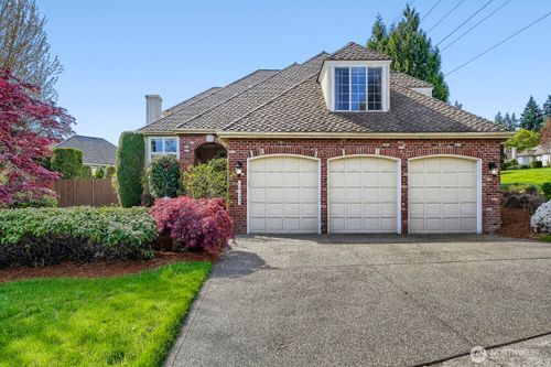 16133 Se 266th St, Covington, WA, 98042-8218 | Card Image