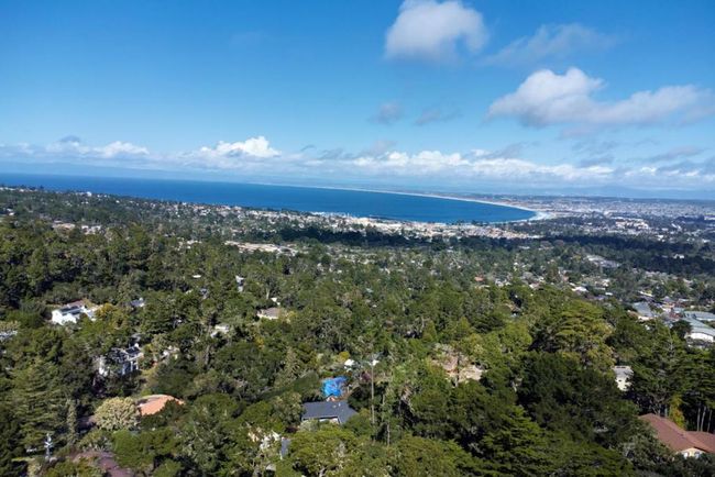 27 - 27 Shepherds Knls, Condo with 3 bedrooms, 3 bathrooms and 3 parking in Pebble Beach CA | Image 41