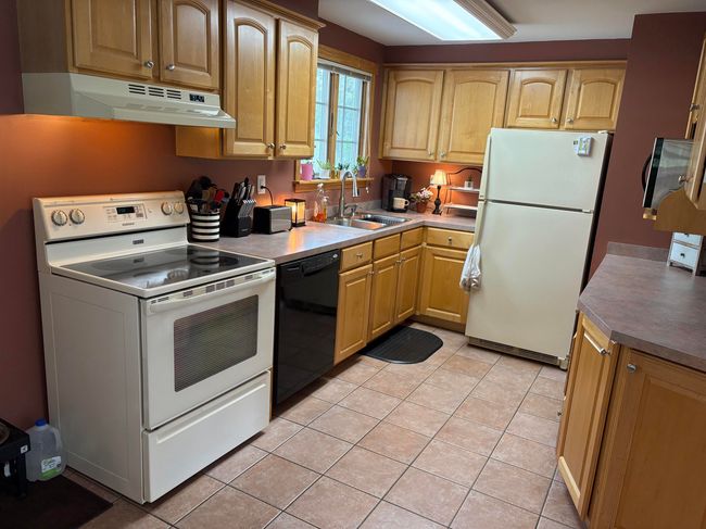 11 Marshall Ct, House other with 3 bedrooms, 1 bathrooms and null parking in Keene NH | Image 8