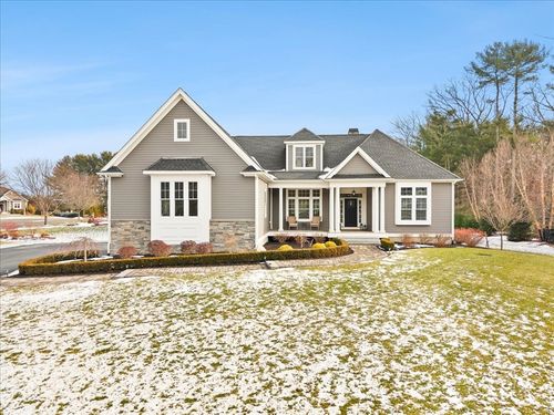 34 Palmer River Rd, Swansea, MA, 02777-3360 | Card Image