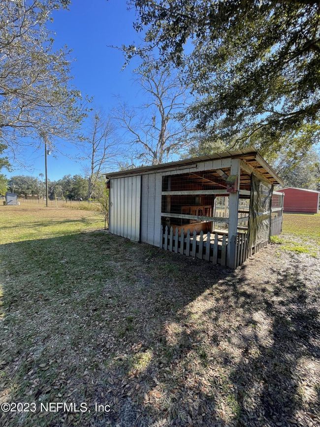 5127 Sw County Road 18 A, House other with 3 bedrooms, 2 bathrooms and null parking in Lake Butler FL | Image 9