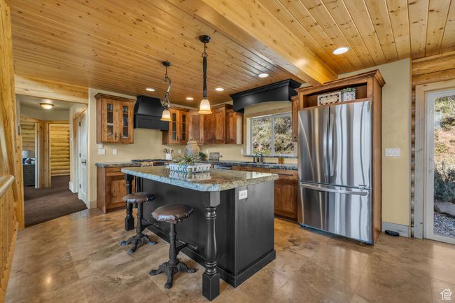5404 Mountain Vw, House other with 4 bedrooms, 3 bathrooms and 1 parking in Kamas UT | Image 4