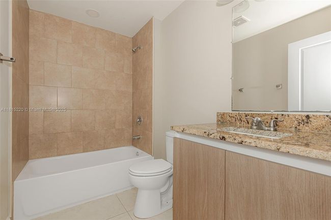 813 Nw 3 Rd Ave, Townhouse with 3 bedrooms, 3 bathrooms and null parking in Fort Lauderdale FL | Image 20