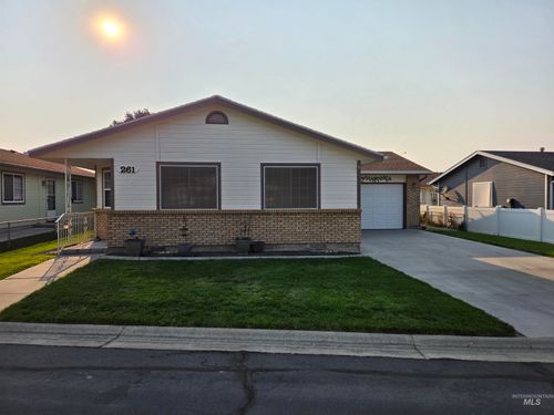 261-a-st-1100 Burnett Dr, Nampa, ID, 83651-7572 | Card Image