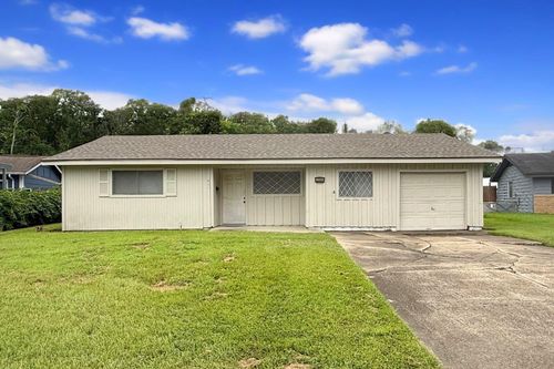 3966 Broadmoor Dr, Beaumont, TX, 77707-2464 | Card Image